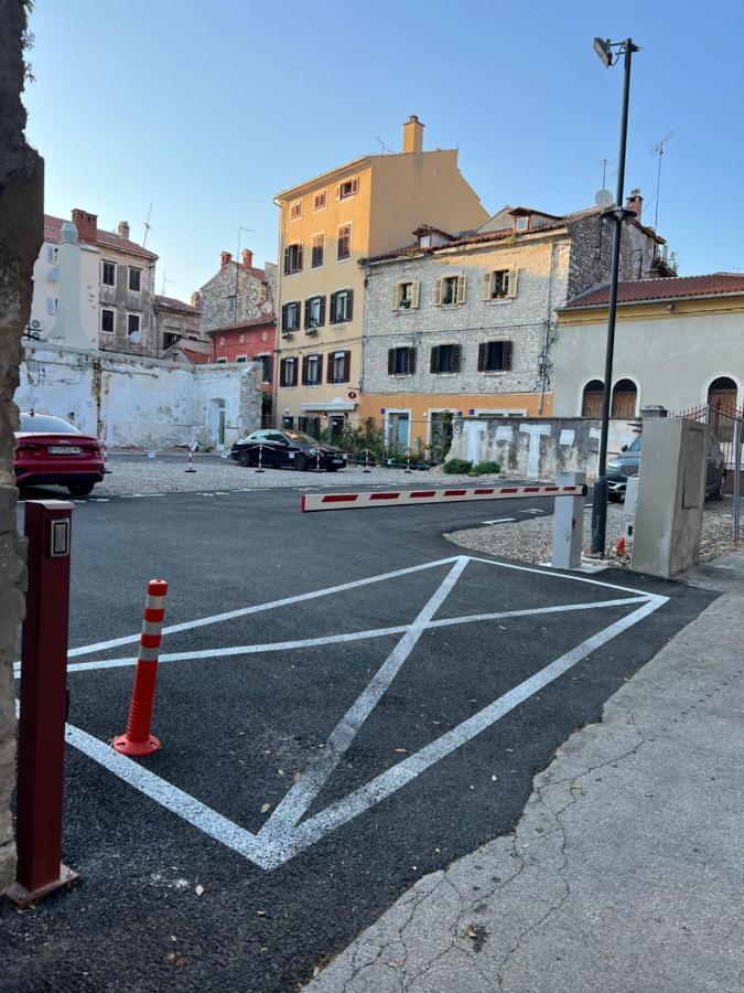 PUY La Dolce Vita Luxury Apartments With Best Free Private Parking In City Center מראה חיצוני תמונה